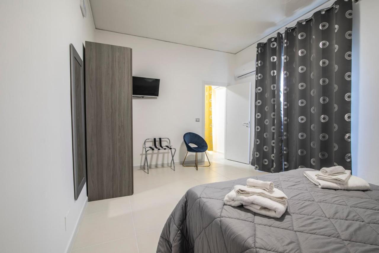 Piano Monaco Apartment Каріні Екстер'єр фото