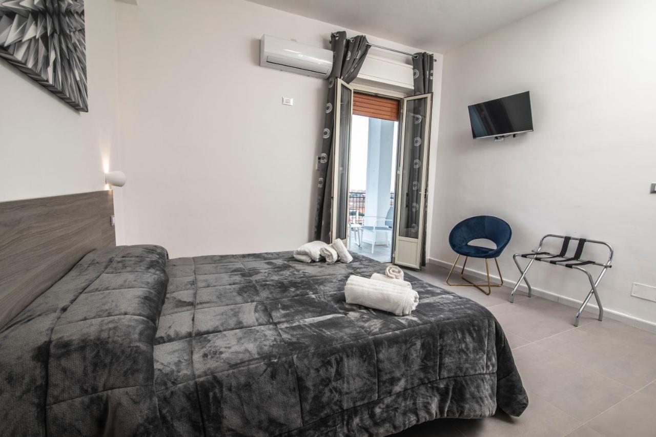 Piano Monaco Apartment Каріні Екстер'єр фото
